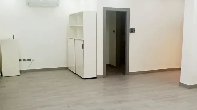 مكتب/تجاري - الدوار السابع - 100000 دأ