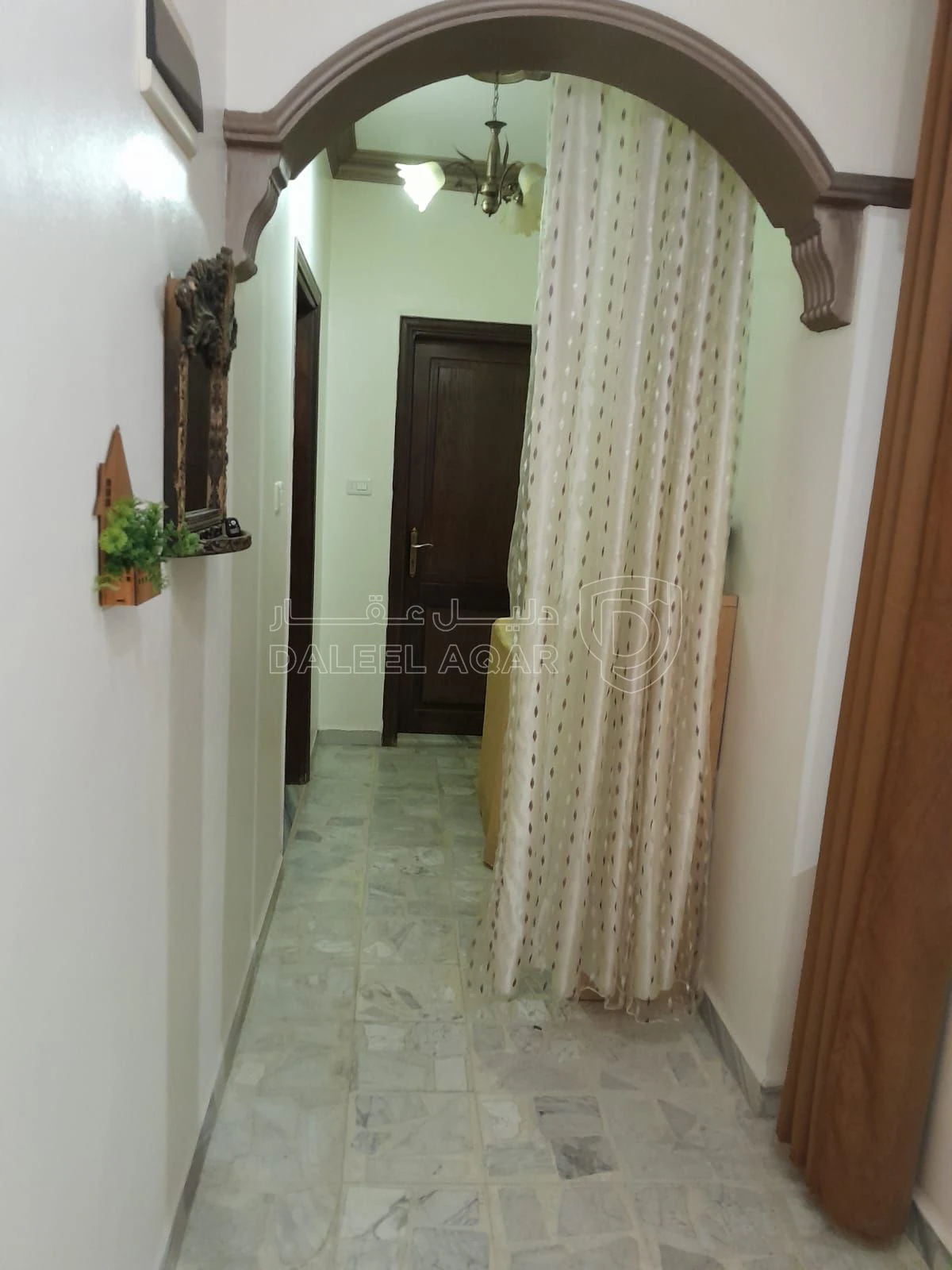 شقة في إسكان الكهرباء خلف مدرسة فاطمة ابزهراء - 50,000 دأ - صورة 1