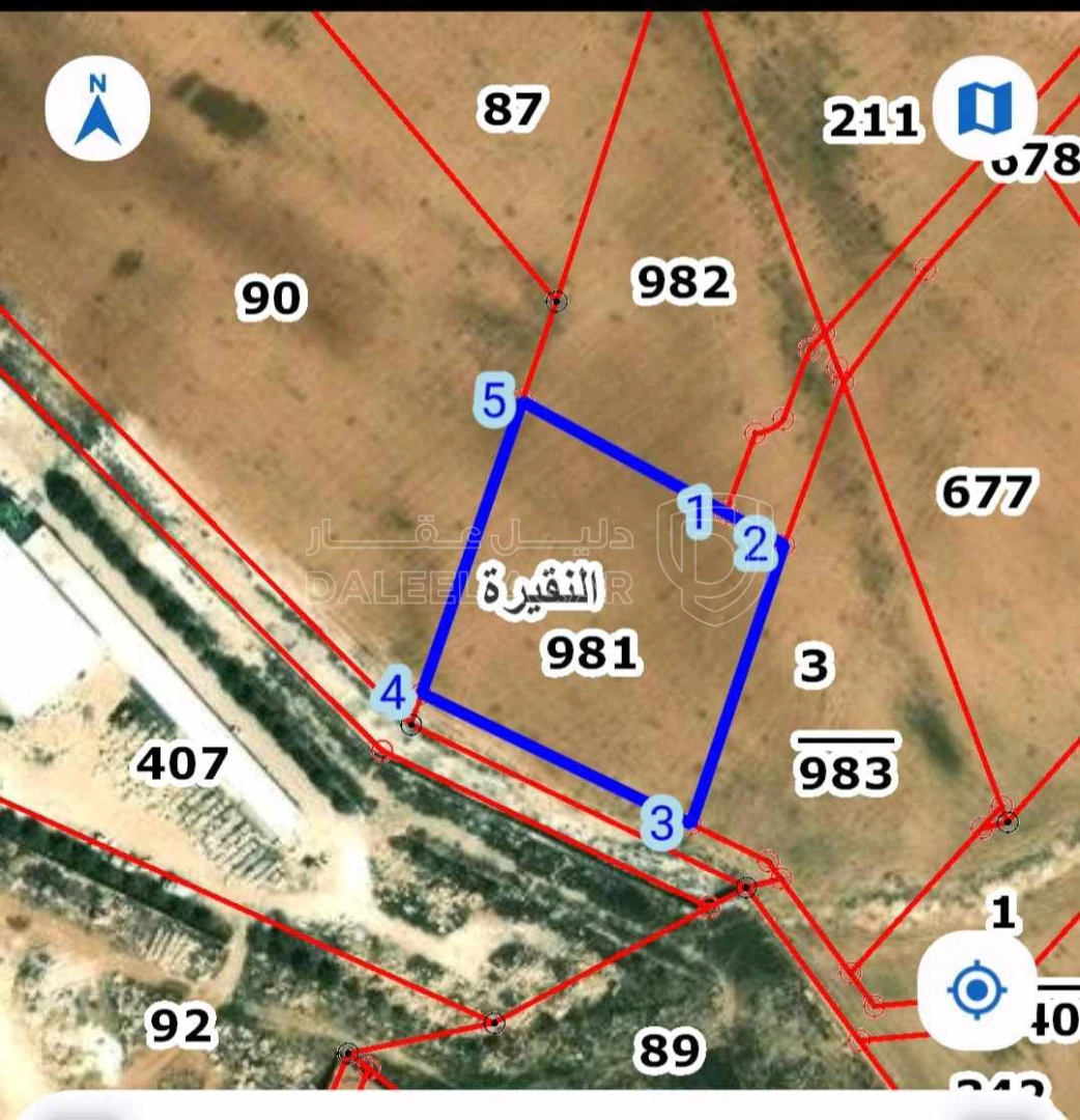 أرض في الموقر المنطقه الصناعيه قرب مصنع خلوصي للحديد  - 75,000 دأ - صورة 1