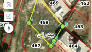 أرض - اربد بيت راس شمال المدرج الروماني شرق المدرسة  - 30000 دأ