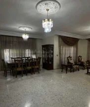 شقة - شقة لقطه في شميساني - 85000 دأ