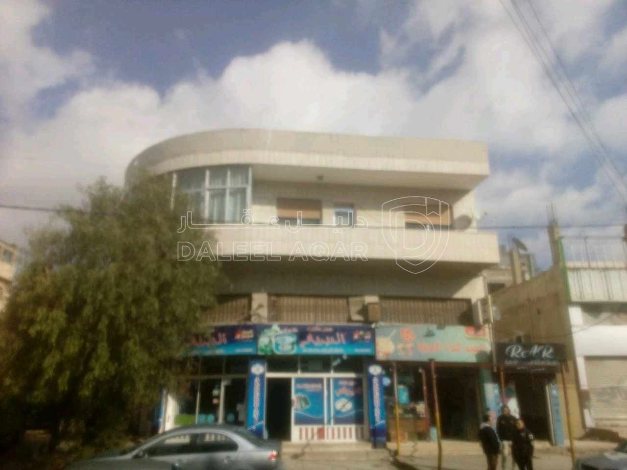 مبنى في عمان - القويسمة - حي النهايه - شارع محمد الحديد  - 290,000 دأ - صورة 1