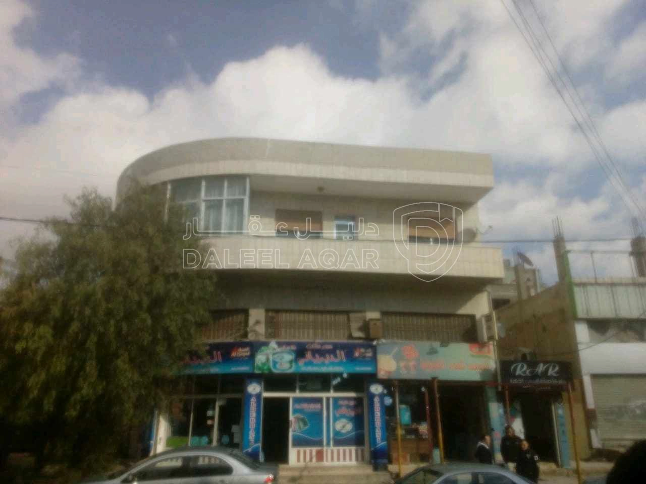 مبنى في عمان - القويسمة - حي النهايه - شارع محمد الحديد  - 290,000 دأ - صورة 1