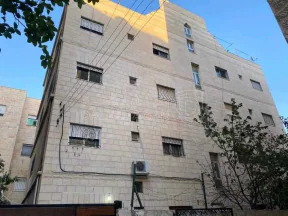 مبنى - ضاحية الامير حسن  - 275000 دأ