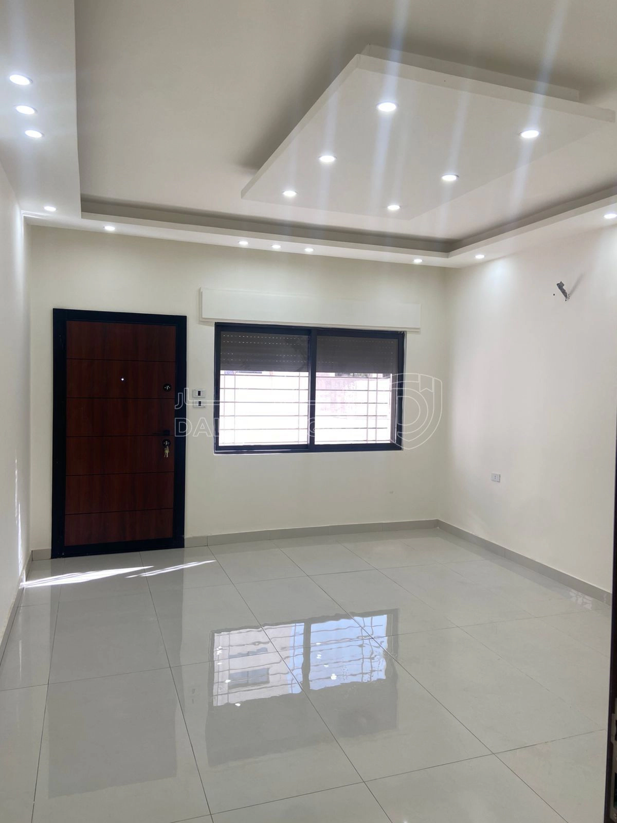 شقة في شقة امامية لقطة جديدة 132 متر في ضاحية الامير علي  - 60,000 دأ - صورة 1