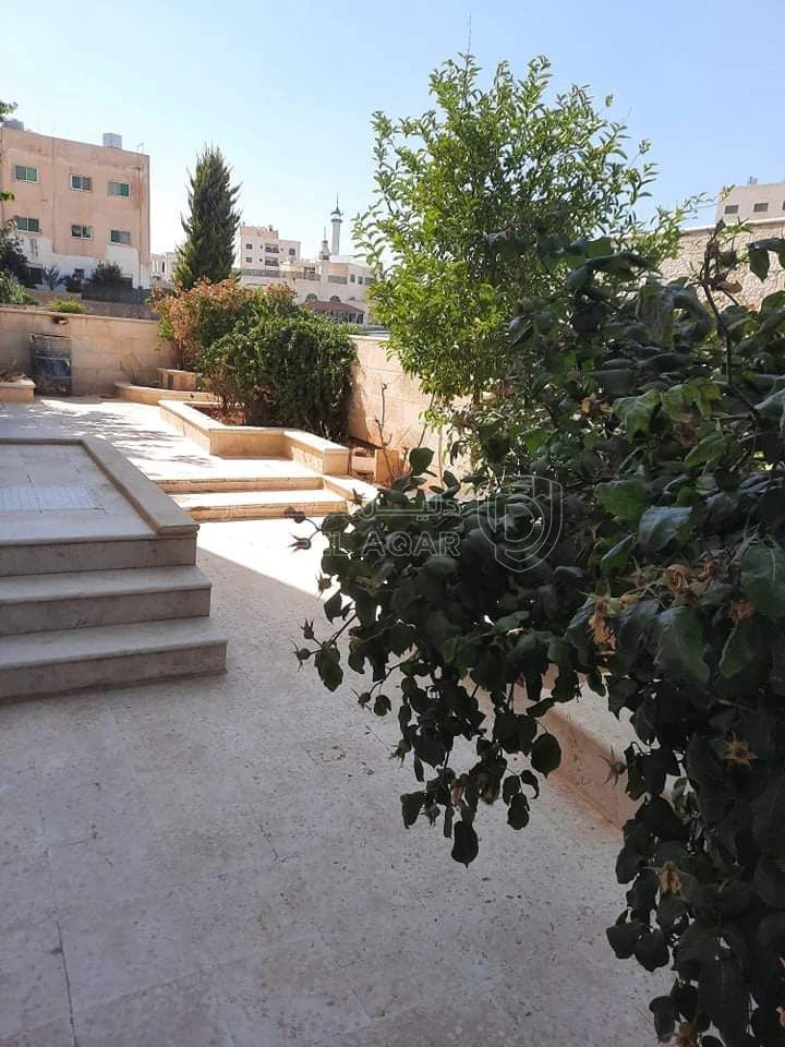فيلا/منزل في فيلا للبيع في ابو علندا  - 200,000 دأ - صورة 4