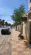 شقة - قرب دوار الزهور - 62000 دأ