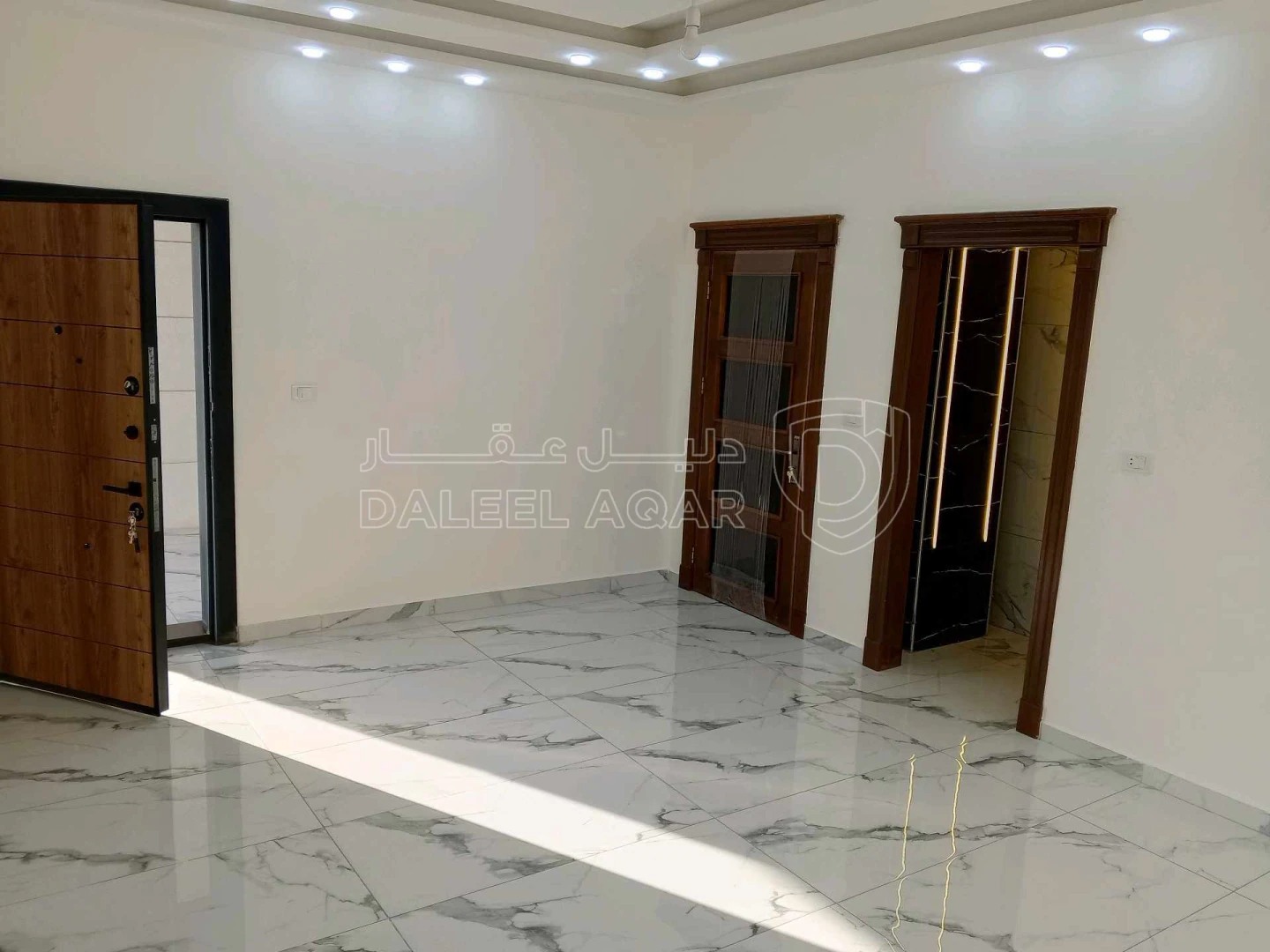 فيلا/منزل في منزل مستقل عمان الجديدة البيضاء - 142,000 دأ - صورة 1