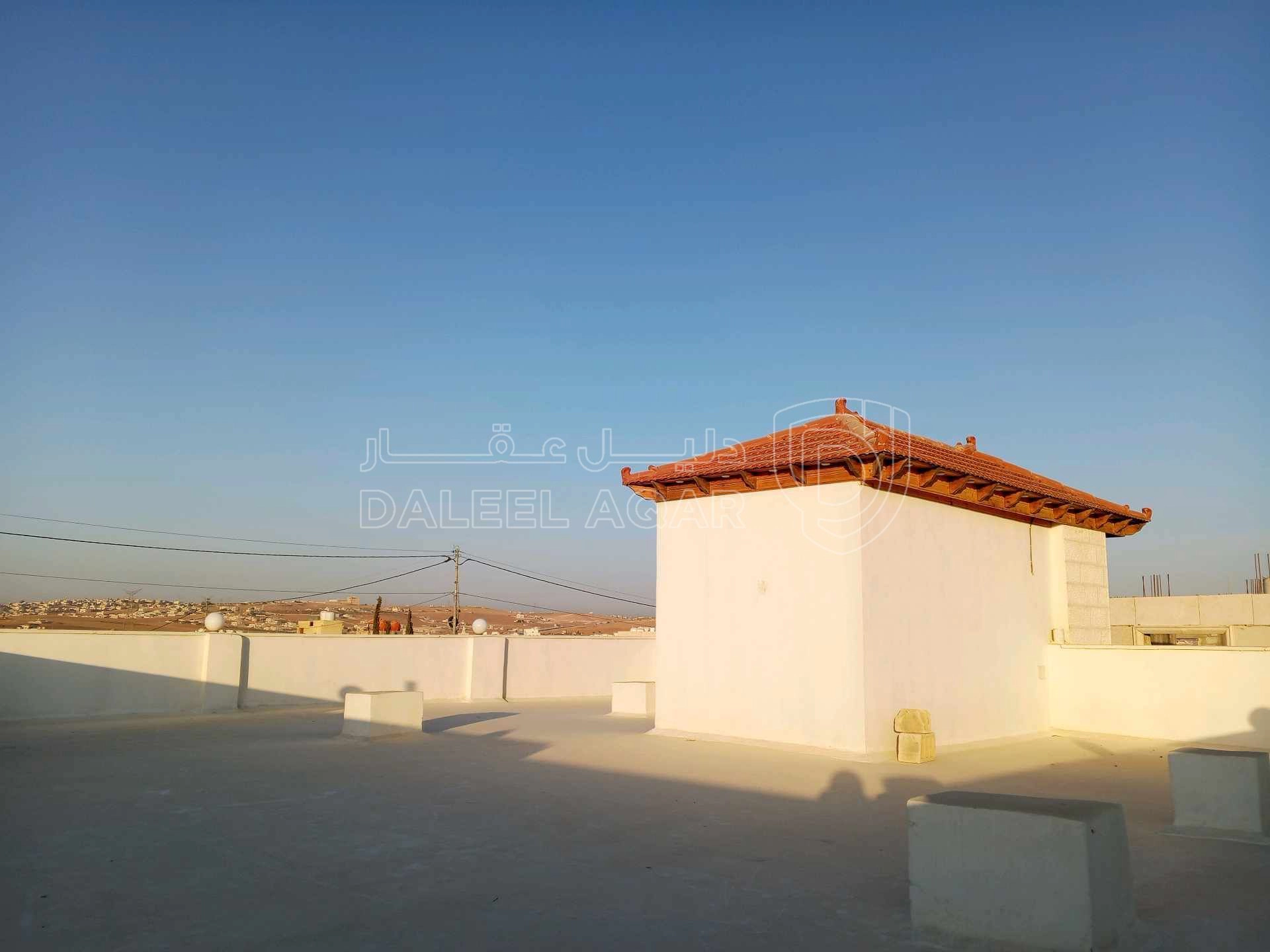 فيلا/منزل في منزل مستقل عمان الجديدة البيضاء - 142,000 دأ - صورة 1