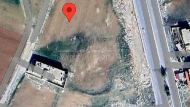 أرض في جامعة مؤتة البوابة الشمالية  - 64,000 دأ - صورة 1