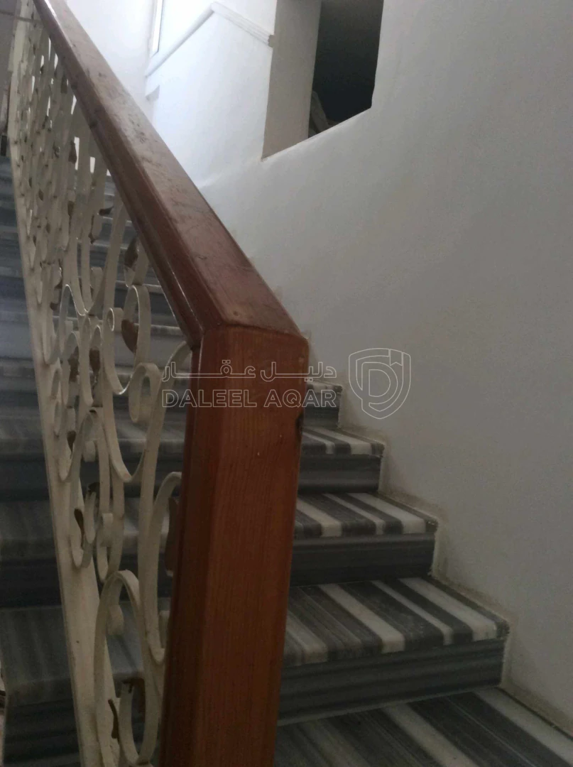 فيلا/منزل في المفرق حي الزهور خلف مدرسة حي الزهور سابقاً - 67,000 دأ - صورة 1