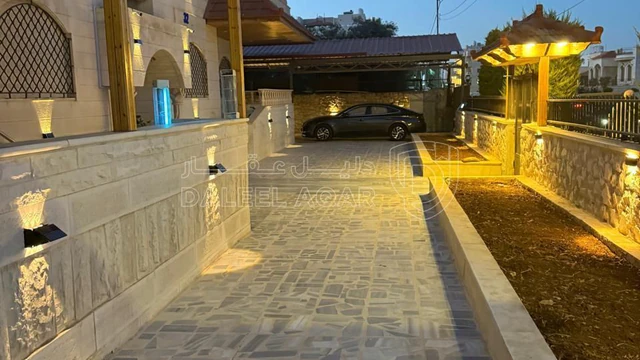 فيلا/منزل في عمان - حي الصحابة  - 750,000 دأ - صورة NaN