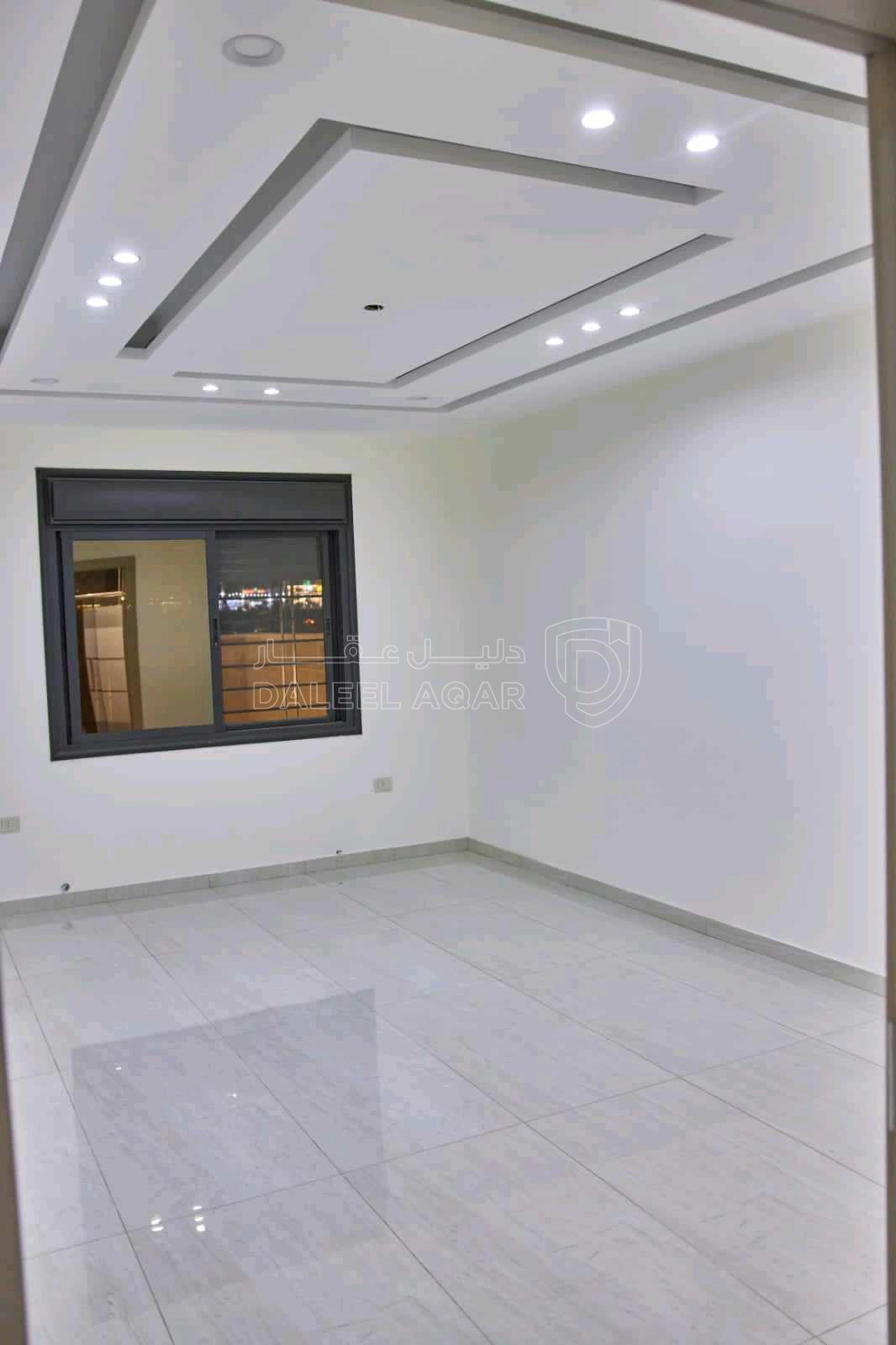 شقة في اربد ايدون شمال صالات السفير - 115,000 دأ - صورة 1