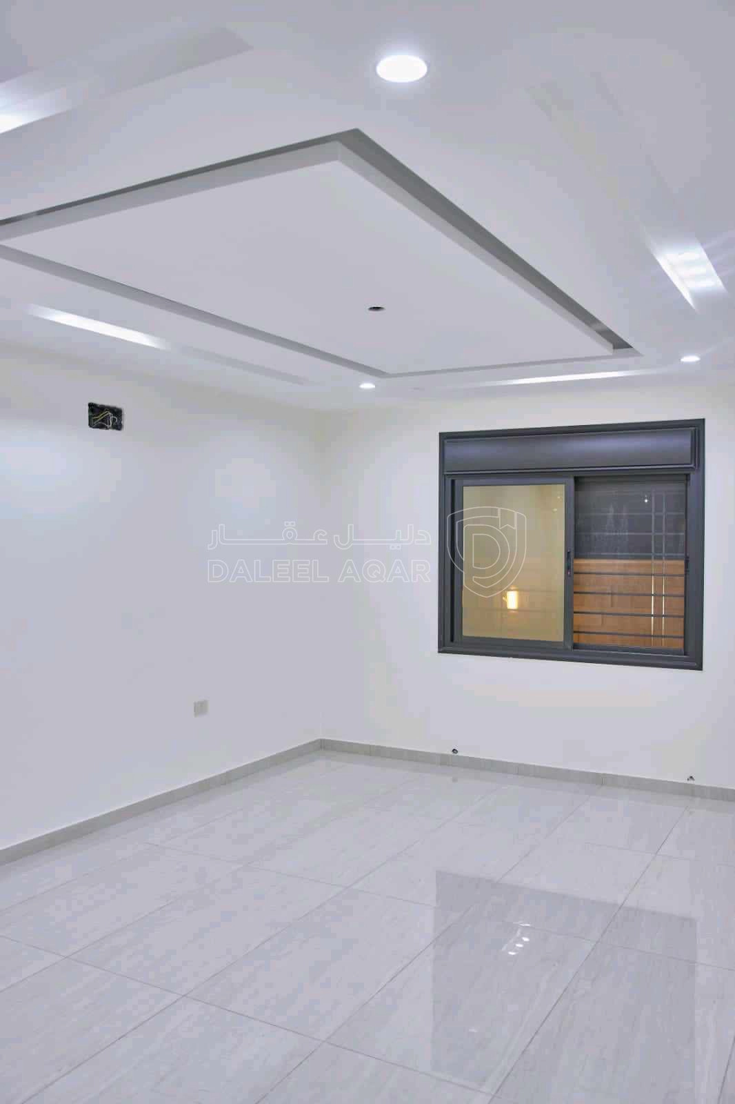 شقة في اربد ايدون شمال صالات السفير - 115,000 دأ - صورة 1