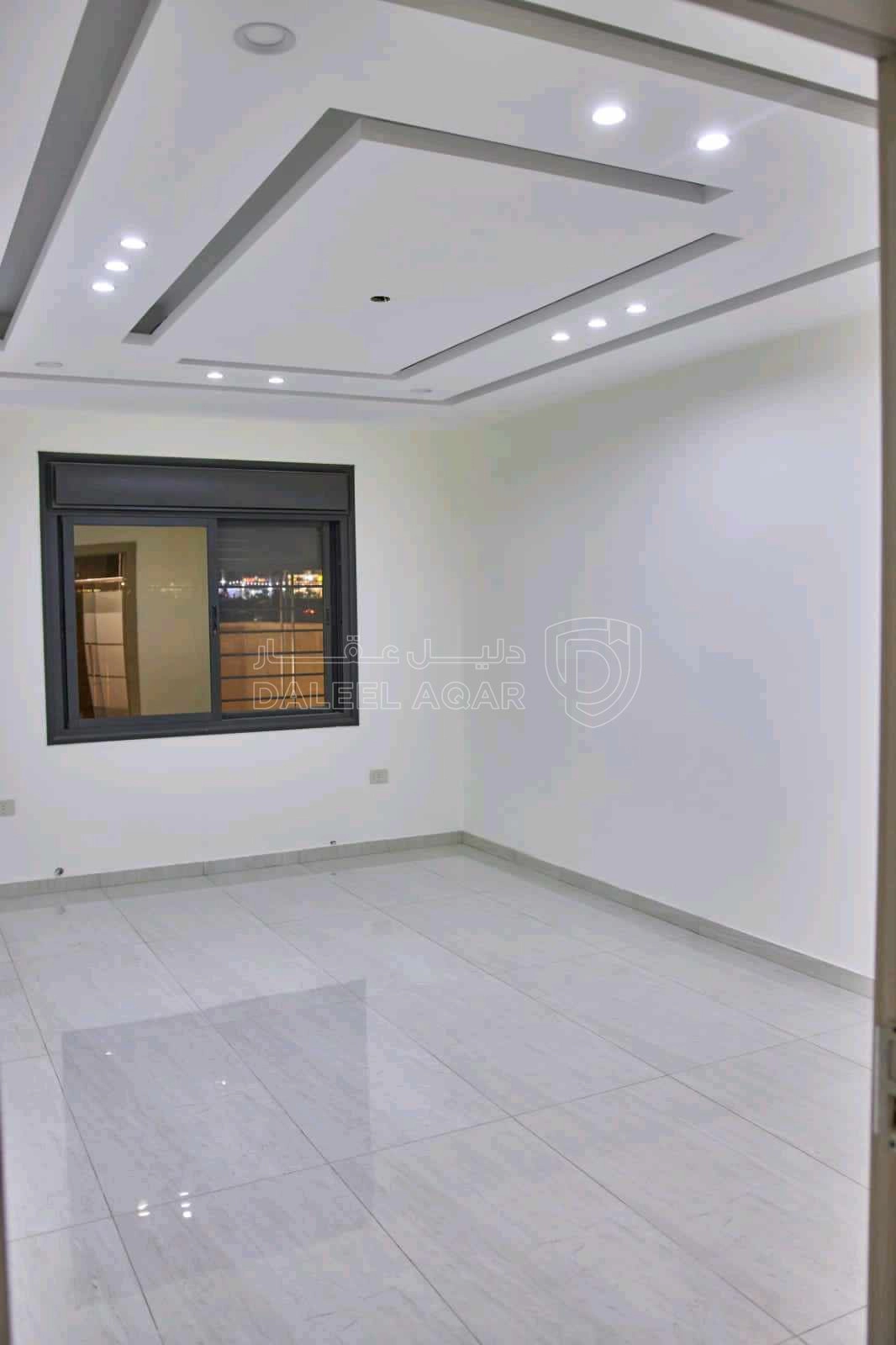 شقة في اربد ايدون شمال صالات السفير - 115,000 دأ - صورة 1