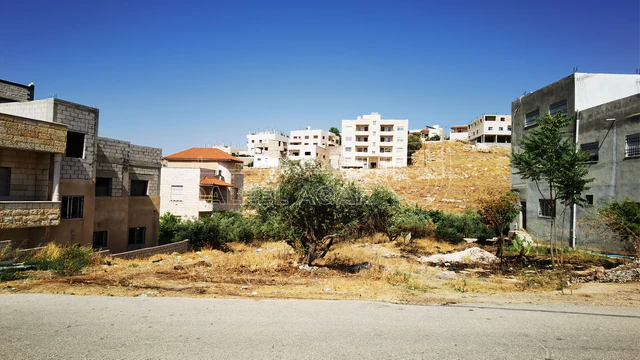 أرض - اربد-زبدة فركوح حوض المعترض - 93000 دأ