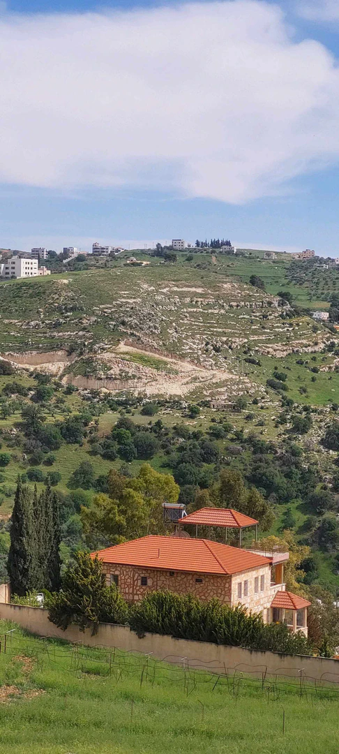 أرض في اراضي غرب عمان  - 550,000 دأ - صورة 16