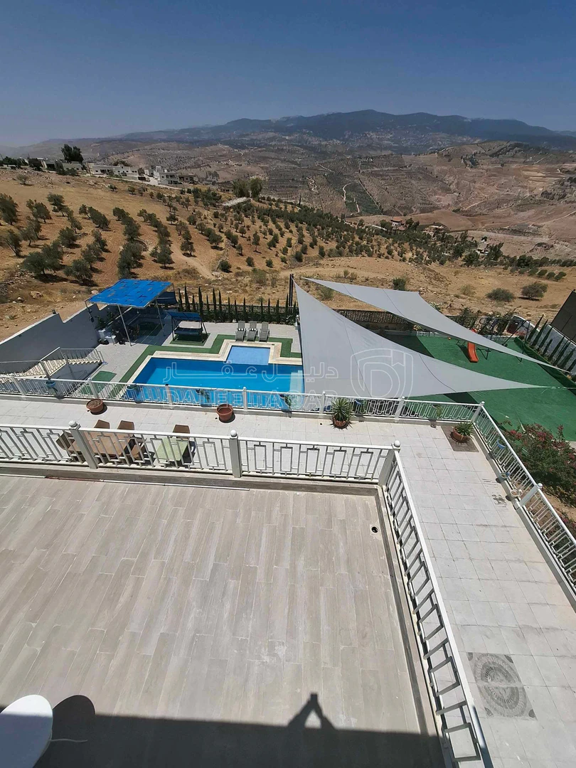 مزرعة/شاليه في طريق عمان حرش المصطبة خلف عسل الطيبات والبان فادي - 170,000 دأ - صورة 1