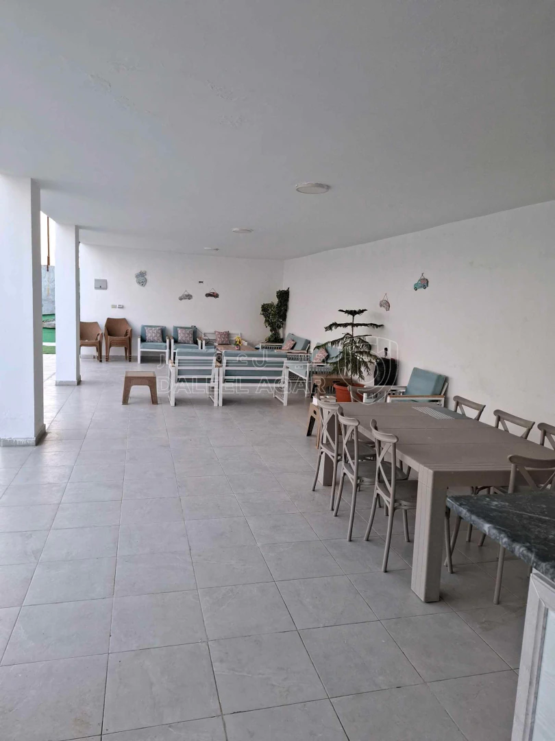 مزرعة/شاليه في طريق عمان حرش المصطبة خلف عسل الطيبات والبان فادي - 170,000 دأ - صورة 1