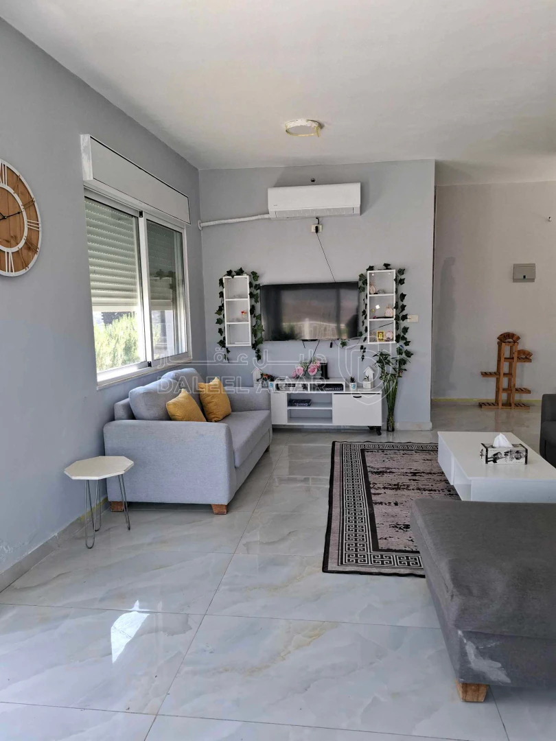 مزرعة/شاليه في طريق عمان حرش المصطبة خلف عسل الطيبات والبان فادي - 170,000 دأ - صورة 1