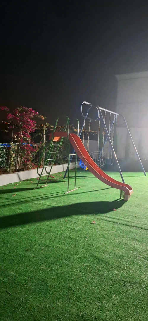 مزرعة/شاليه في طريق عمان حرش المصطبة خلف عسل الطيبات والبان فادي - 170,000 دأ - صورة 1