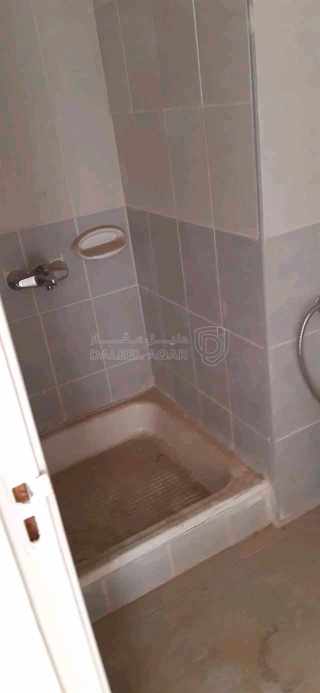 شقة في مدينة الشرق على الشارع المؤدي الى جامعة الزرقاء - 24,000 دأ - صورة 1
