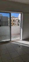 شقة في مدينة الشرق على الشارع المؤدي الى جامعة الزرقاء - 24,000 دأ - صورة NaN