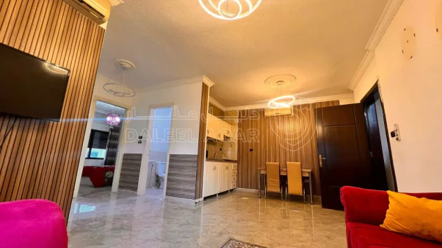 شقة - عمان شارع الجامعة مقابل الجامعة الأردنية  - 55000 دأ