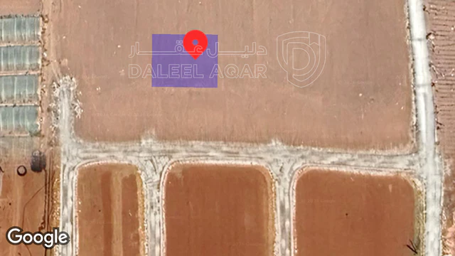 أرض - المحطة - قرب شارع المية - خلف مدينة الشهد ١ - 38000 دأ