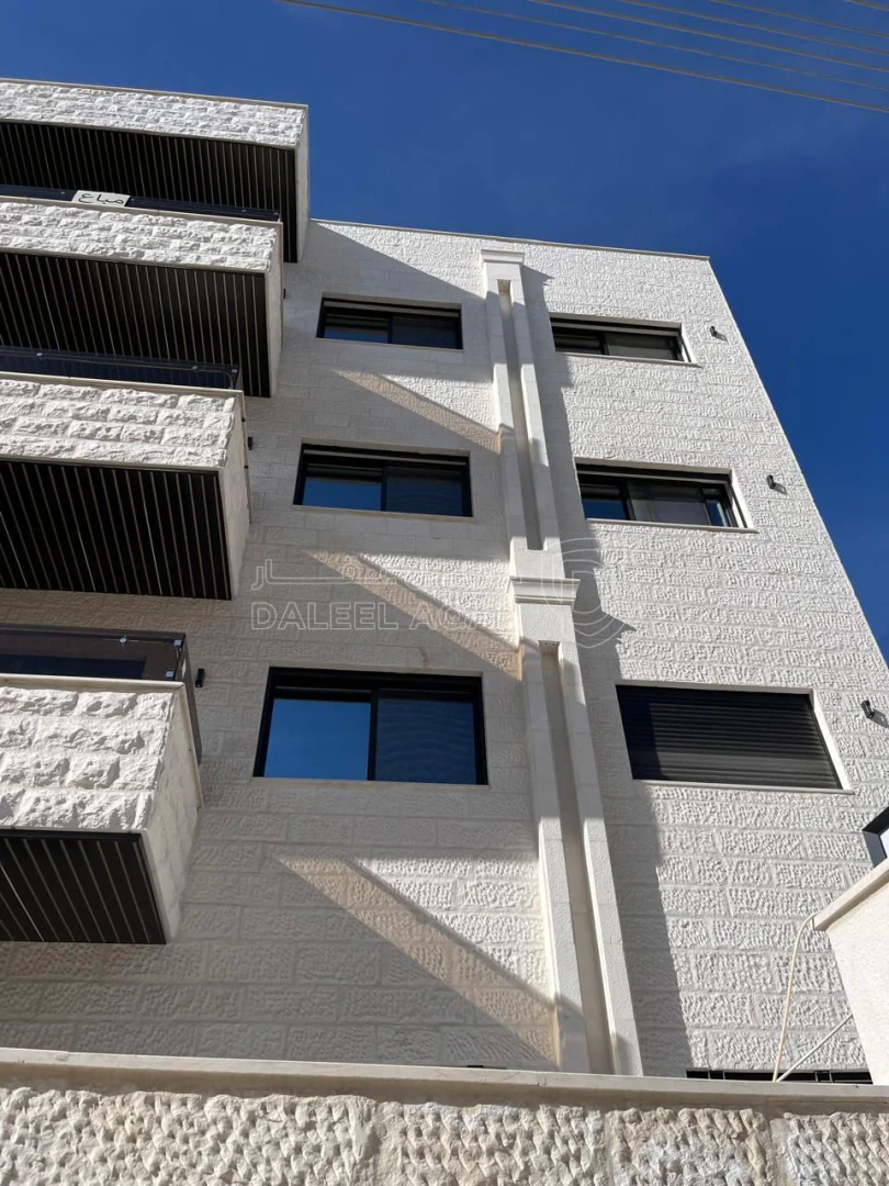 شقة في شقة لقطة ب 48 الف تشطيب فخم و حديث  - 48,000 دأ - صورة 1