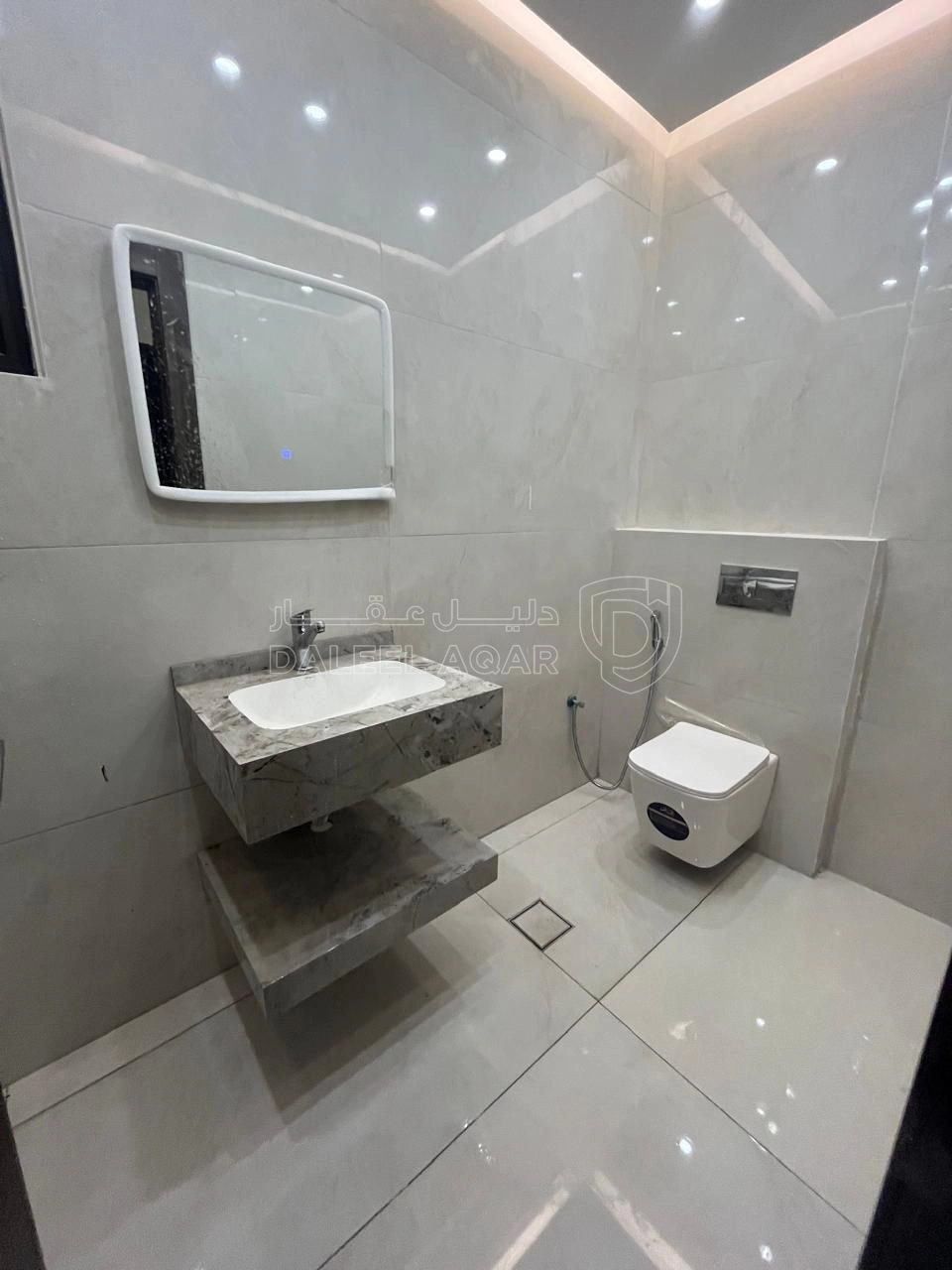 شقة في شقة لقطة ب 48 الف تشطيب فخم و حديث  - 48,000 دأ - صورة 1