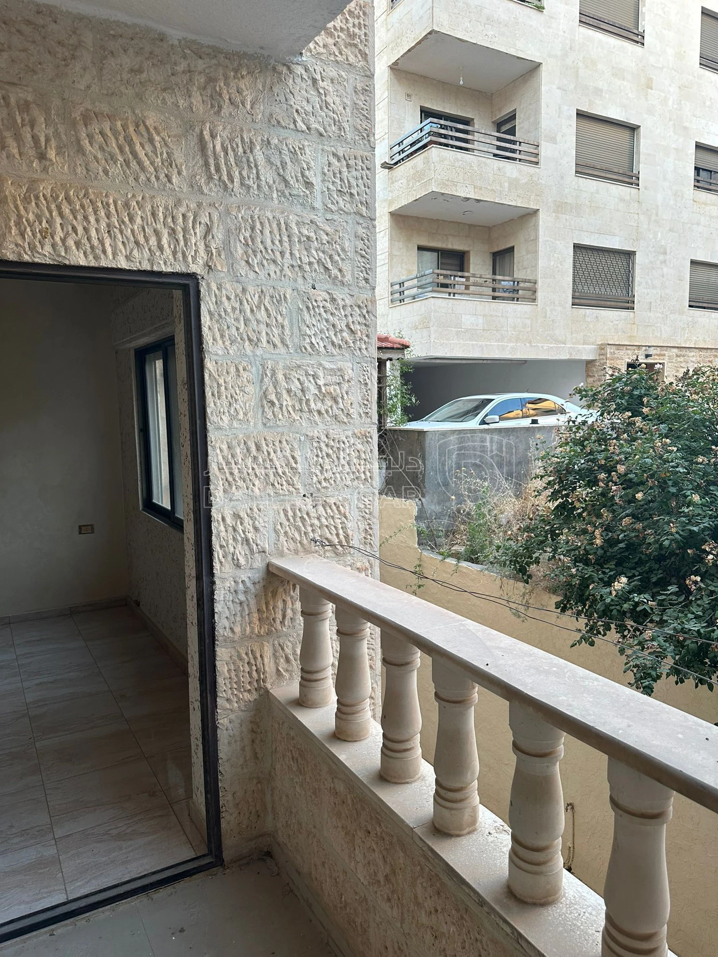 شقة في اليسمين خلف الشرطة النسائية - 70,000 دأ - صورة 25