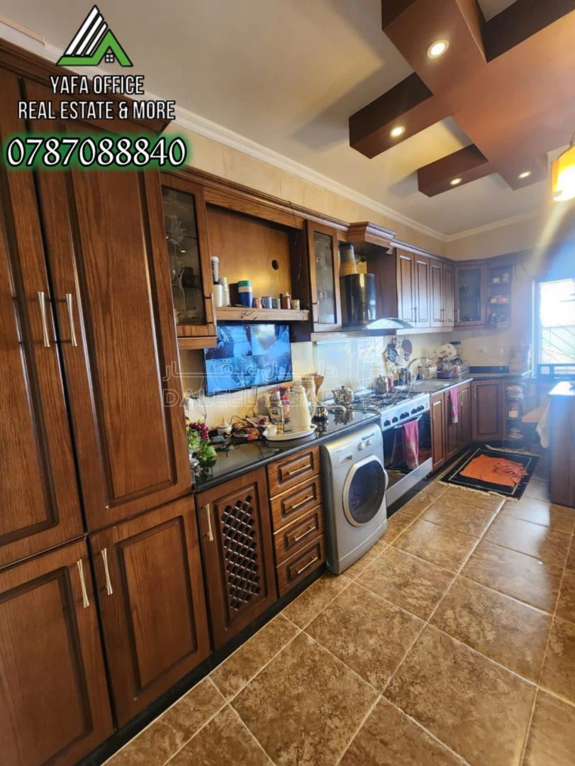 فيلا/منزل في  📍 الشميساني - خلف مدارس الرائد العربي - 530,000 دأ - صورة 1