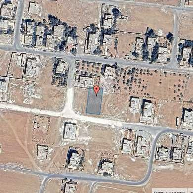 أرض في مأدبا/ الحي الشرقي - قرب دوار المدينة الصناعية - 35,000 دأ - صورة 1