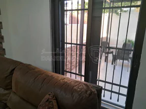 شقة في الحمر مقابل الاسطبلات الملكيه اسكان أ احكام خاصه  - 175,000 دأ - صورة NaN