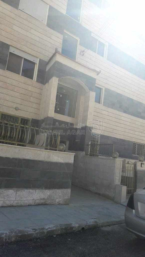 شقة في شقة للبيع قرب شارع الاستقلال  - 38,000 دأ - صورة 1