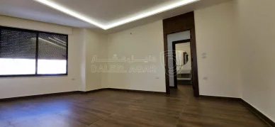 شقة في دير الغبار - خلف سوبر ماركت زيت وزعتر - 295,000 دأ - صورة NaN