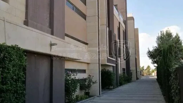 فيلا/منزل - فيلا متلاصقة في ظهير  - 575000 دأ