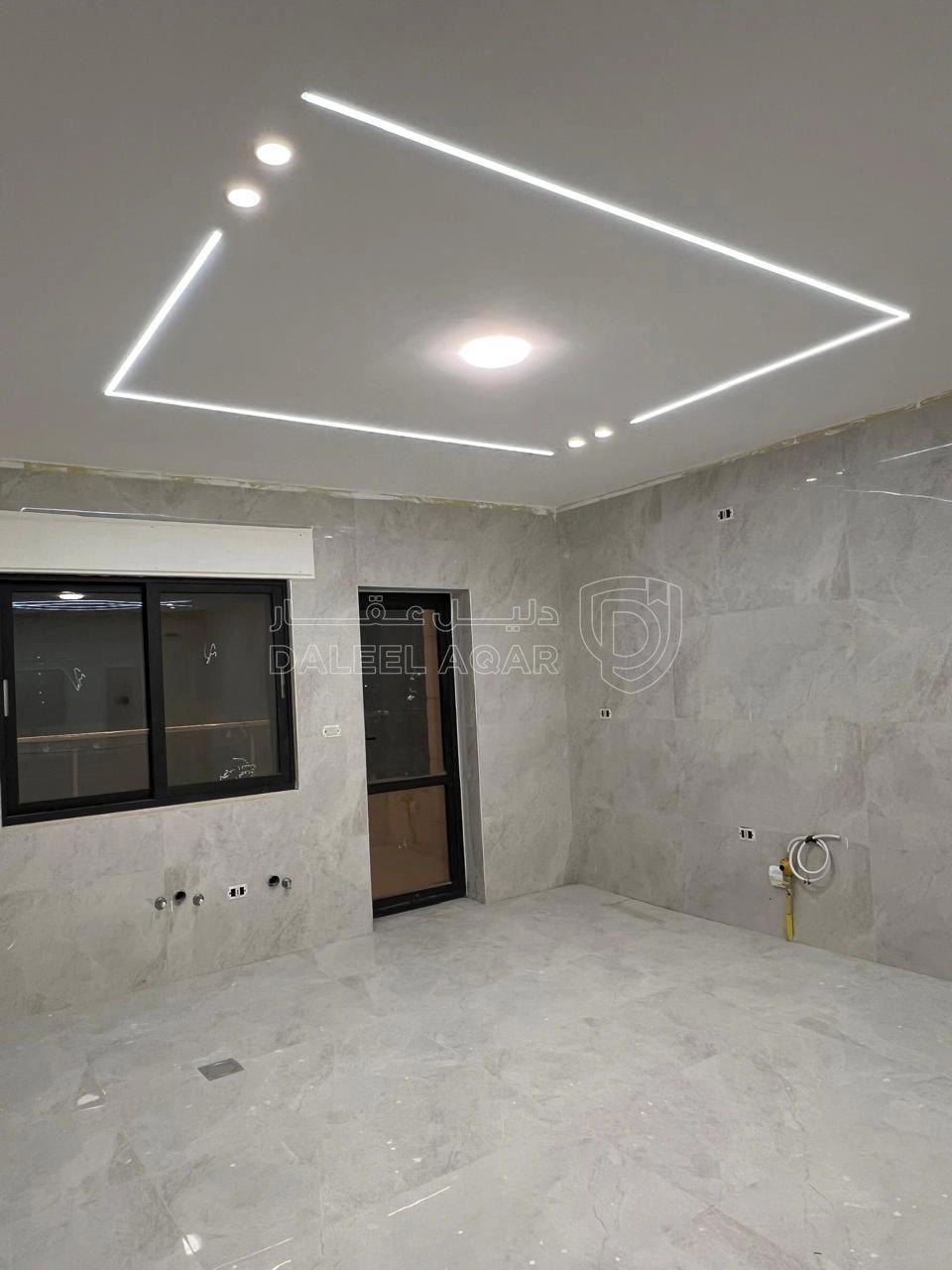 شقة في البنيات- قرب مدارس الحصاد التربوي  - 95,000 دأ - صورة 1