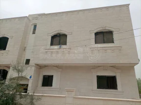 مبنى في عمان جاوا قرب الدوريات الخارجية - 125,000 دأ - صورة NaN