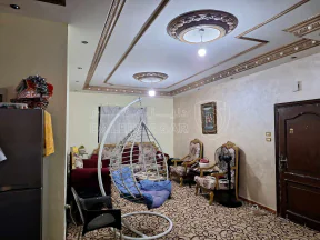 مبنى في عمان جاوا قرب الدوريات الخارجية - 125,000 دأ - صورة NaN