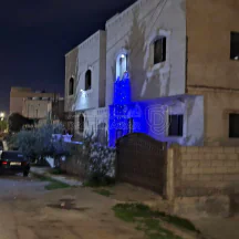 مبنى في عمان جاوا قرب الدوريات الخارجية - 125,000 دأ - صورة NaN