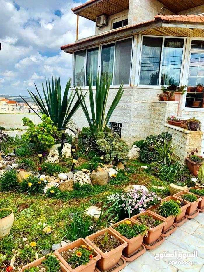 فيلا/منزل في اربد البارحة ابان  - 280,000 دأ - صورة 1