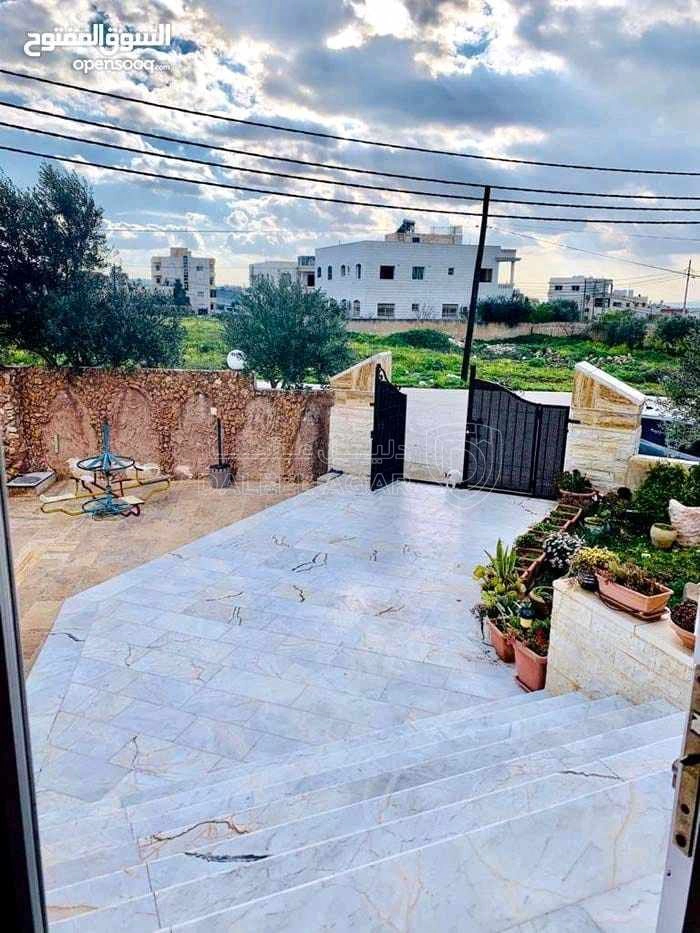 فيلا/منزل في اربد البارحة ابان  - 280,000 دأ - صورة 1