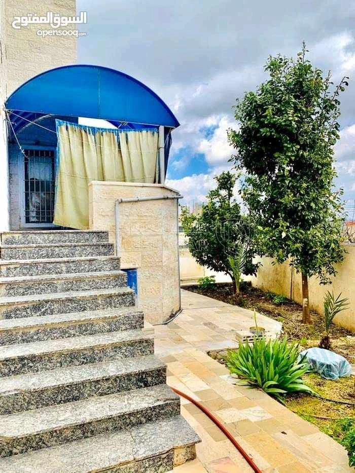 فيلا/منزل في اربد البارحة ابان  - 280,000 دأ - صورة 1