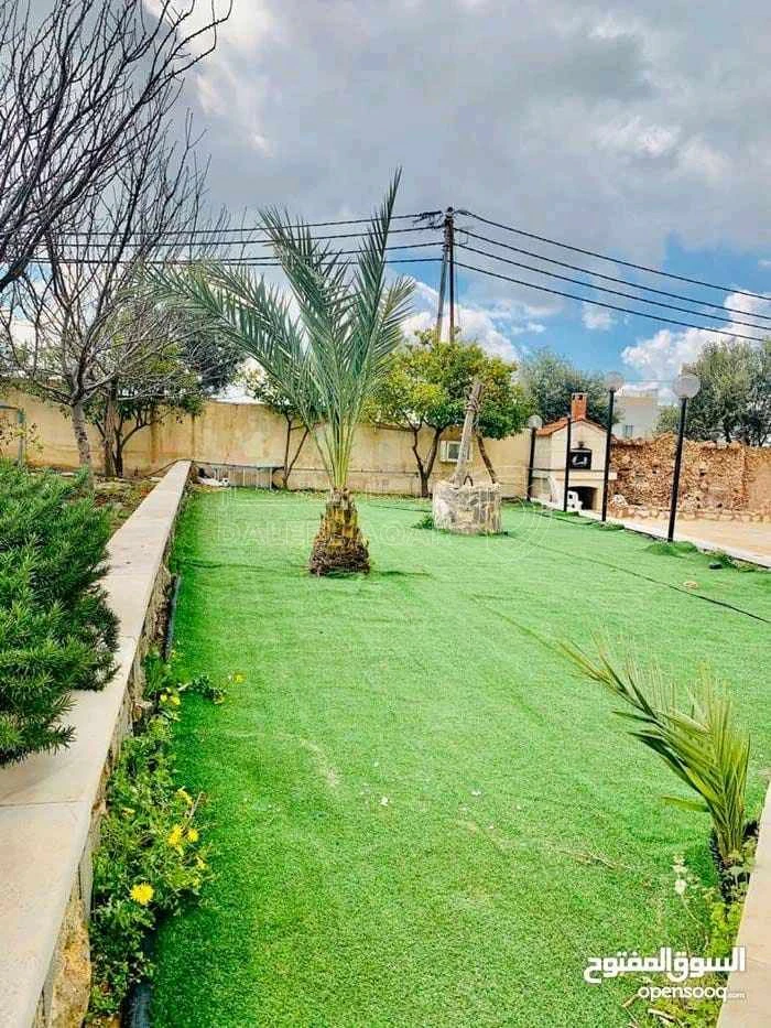 فيلا/منزل في اربد البارحة ابان  - 280,000 دأ - صورة 1