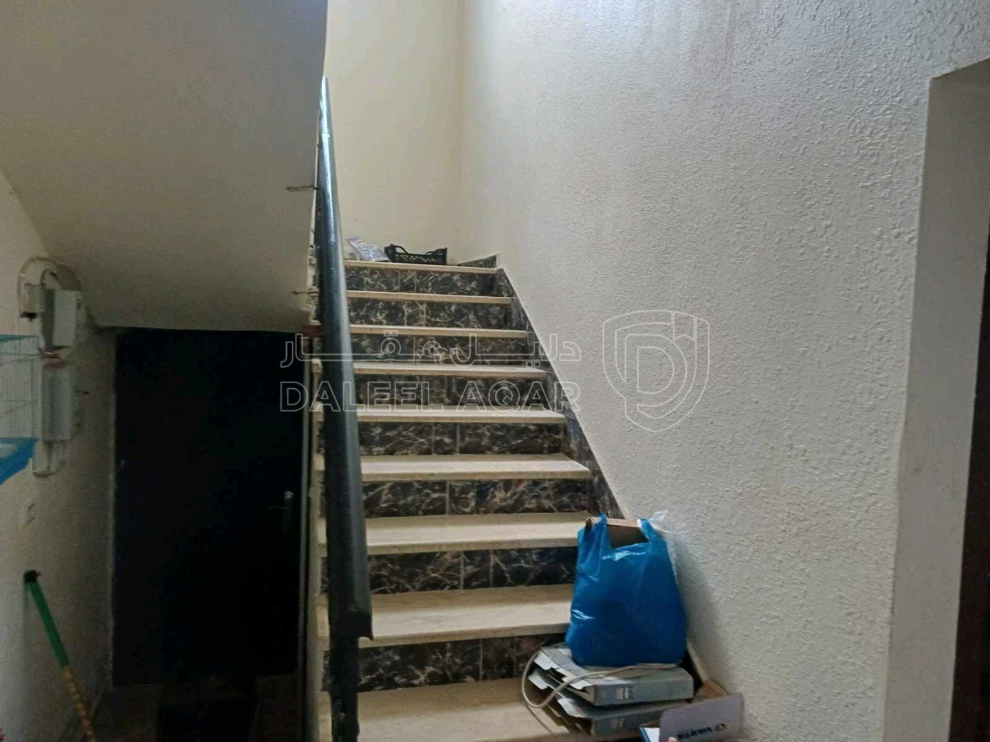 فيلا/منزل في منزل - 70,000 دأ - صورة 1