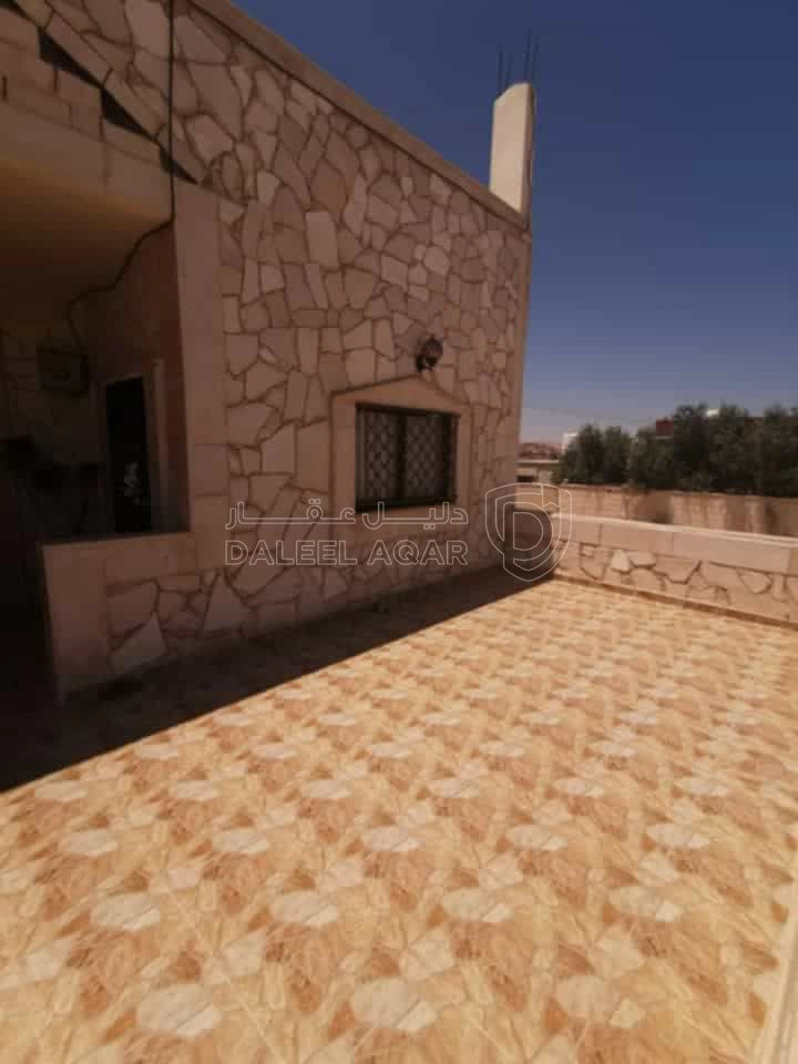 مبنى في بيت طابقين للبيع الزرقاء الهاشمية  - 42,000 دأ - صورة 1