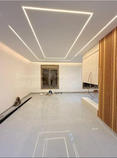 شقة في اربد - دوار الشهيد معاذ الكساسبة - 75,000 دأ - صورة 1