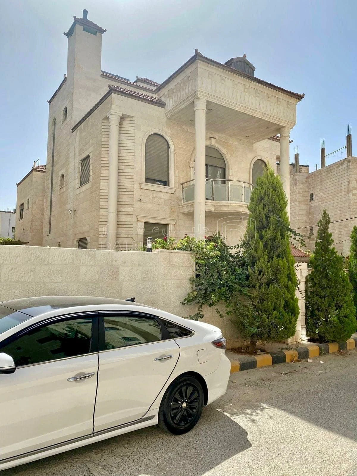 فيلا/منزل في عمان المقابلين شارع الحرية - 340,000 دأ - صورة 4